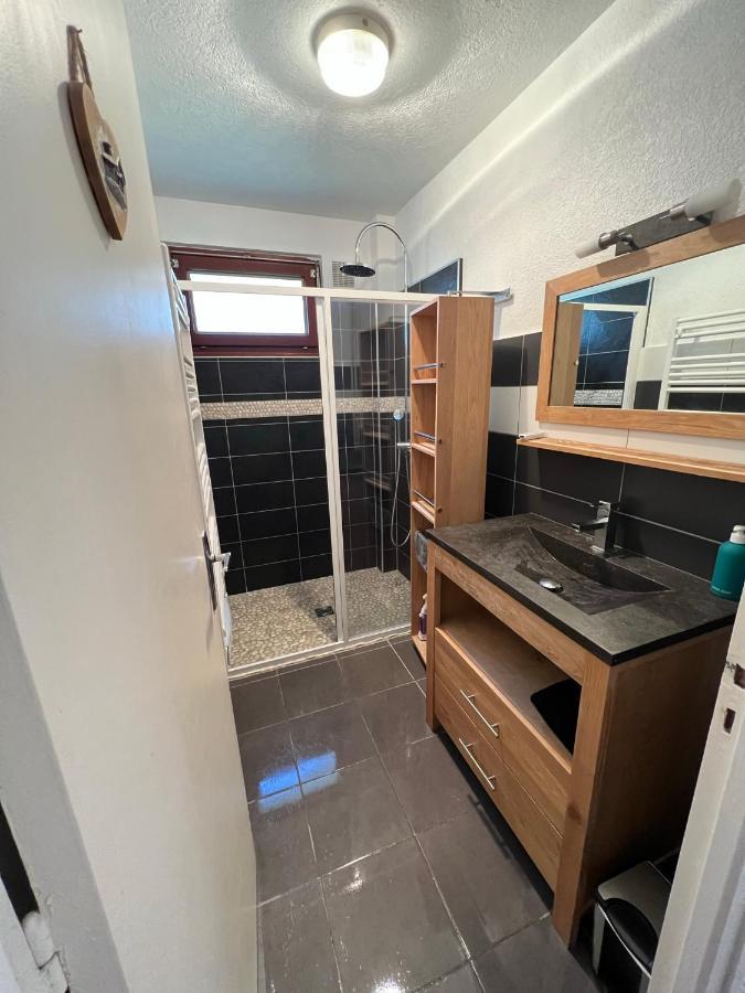 Bel Appartement Proche Du Centre De Chatel Bagian luar foto